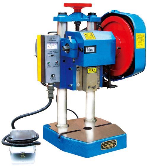 Crimping machine